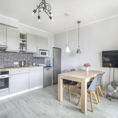 Gama Home Kondratowicza18 Varsó Kültér fotó